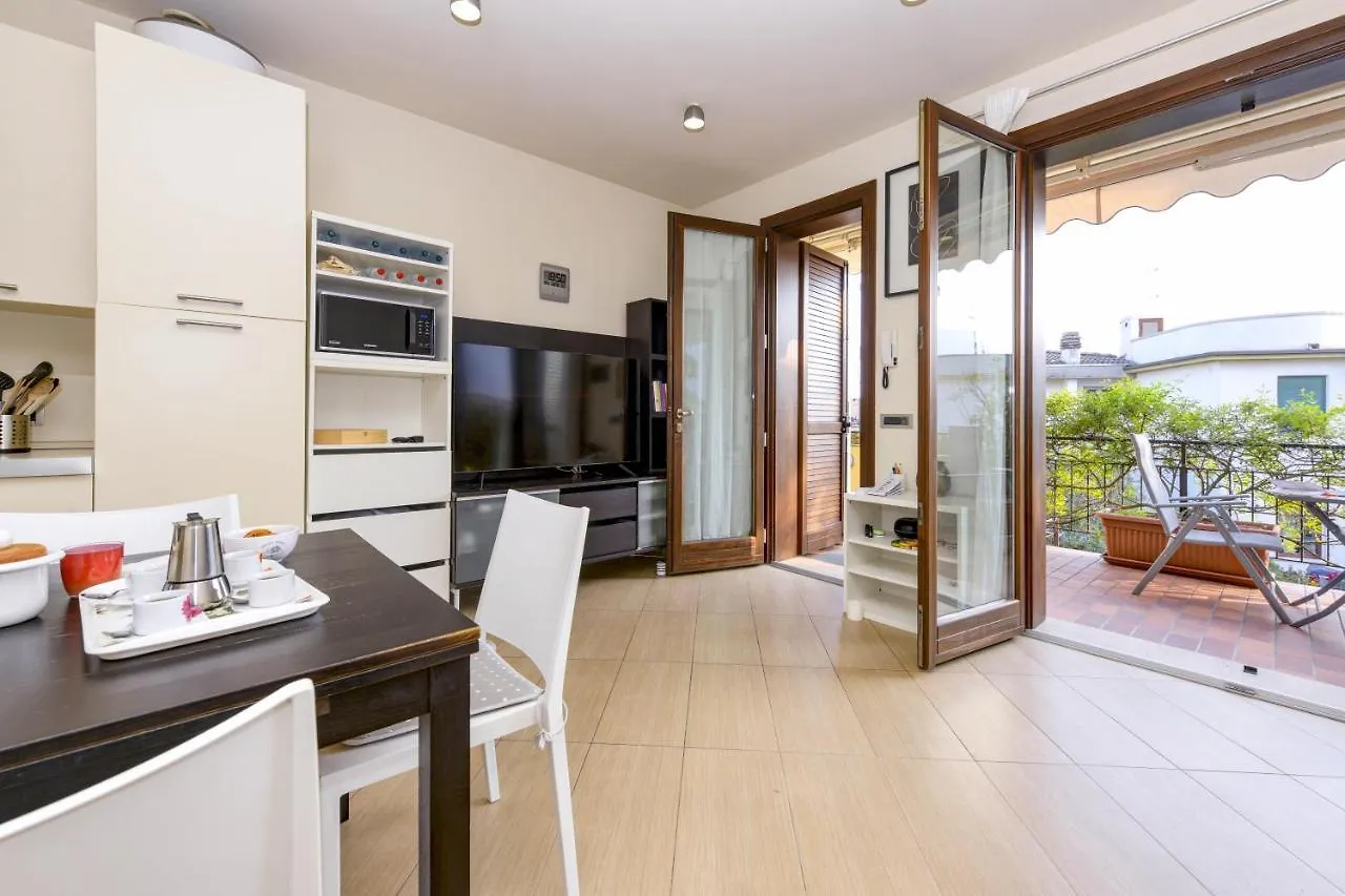 La Casa Dello Scrittore Ghh Apartment Toscolano Maderno 0*,